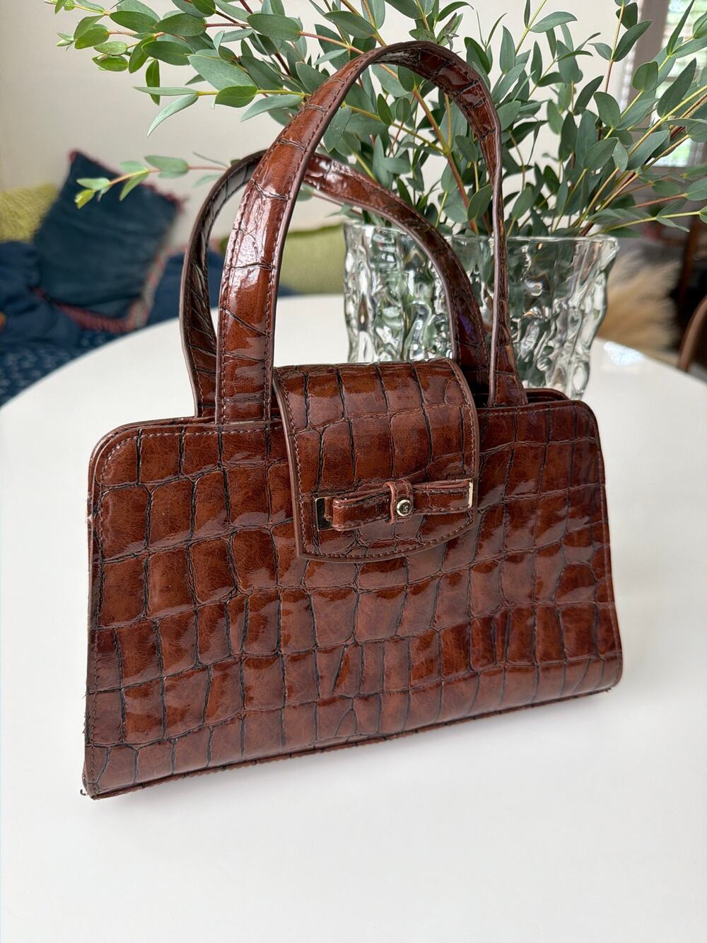Vintage brown L Claiborne handbag - croc texture